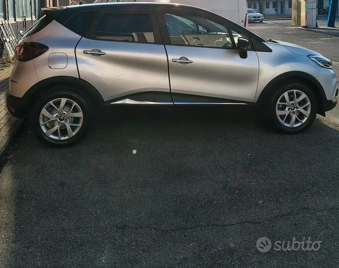 Occasion Renault Captur 90 ch (66 kW) 2019 Gris SUV