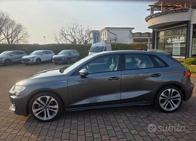 Usata Audi A3 S-Line 116 CV (85 kW) 2025 Grigio Berlina
