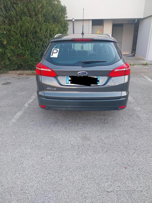 Usata Ford Focus 120 CV (88 kW) 2016 Station wagon