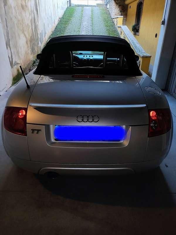 Usata Audi TT Roadster 179 CV (131 kW) 2000 Cabrio