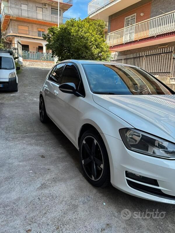 Usata VW Golf VII 110 CV (80 kW) 2013 Bianco Berlina