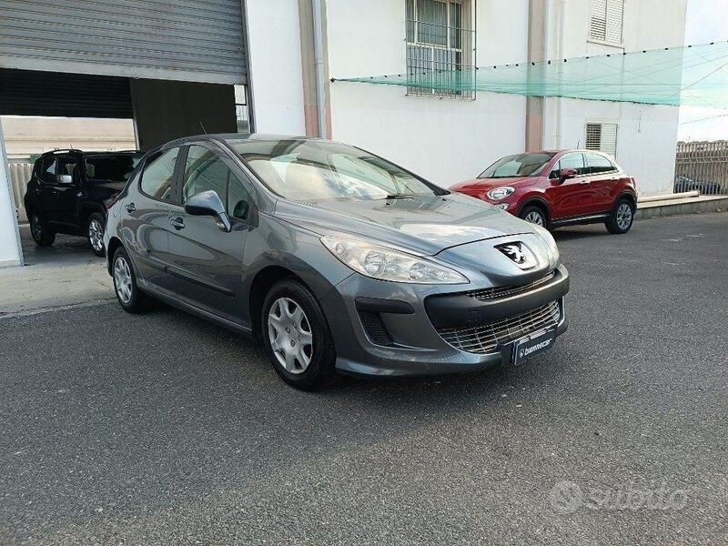Usata Peugeot 308 Premium 90 CV (66 kW) 2008 Antracite metallizzato Berlina