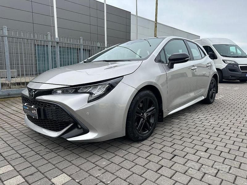 Usata Toyota Corolla 115 CV (84 kW) 2019 Grigio Berlina