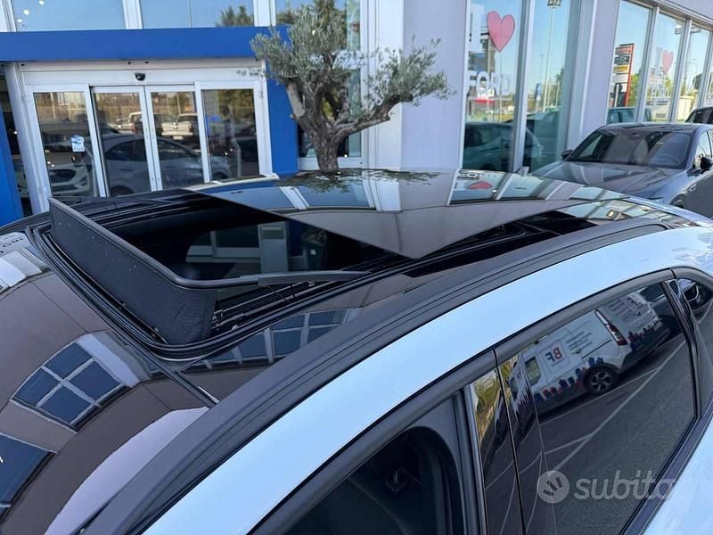 Usata Ford Kuga ST-Line 190 CV (139 kW) 2023 Bianco SUV