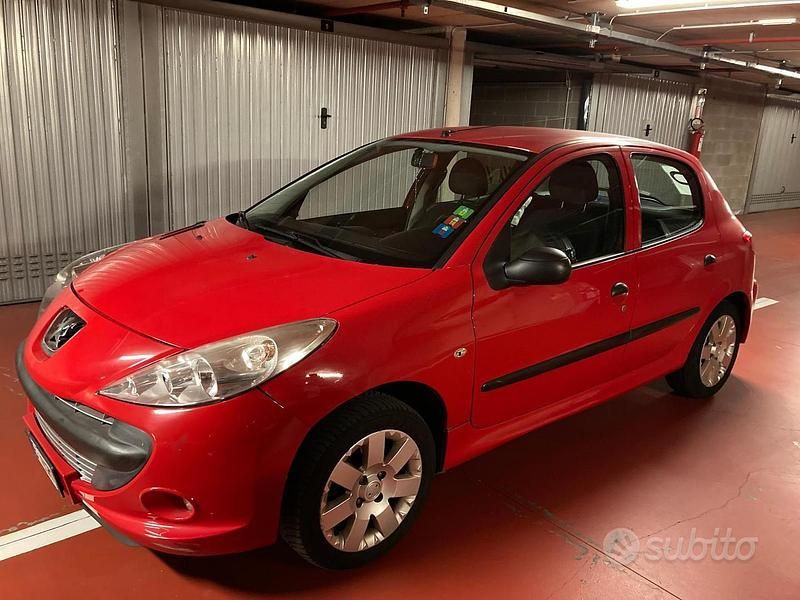 Usata Peugeot 206 60 CV (44 kW) 2009 Rosso Berlina