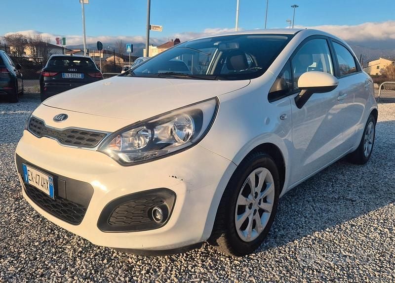 Bianco Usata 2014 Kia Rio Active Berlina | 6490 € (Ottimo prezzo) - Immagine 1/4