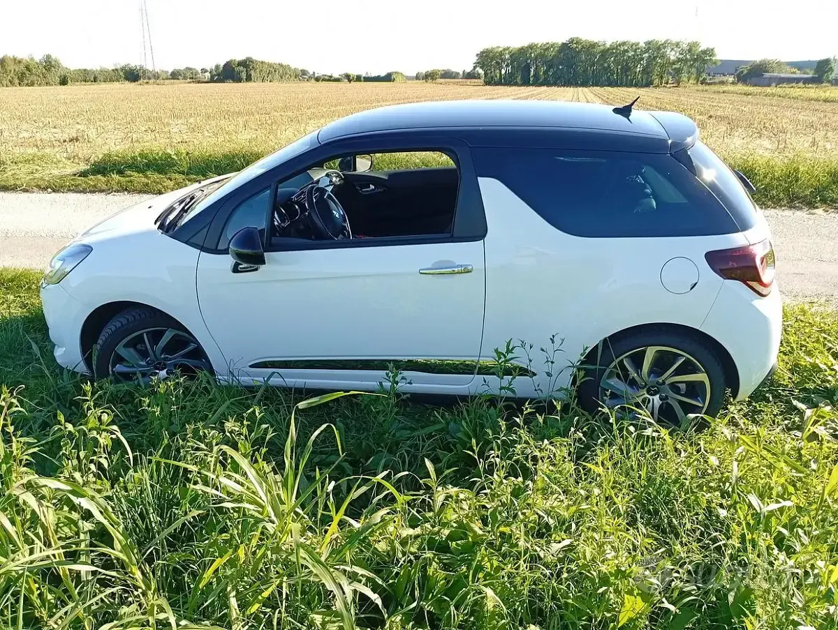 Usata DS Automobiles DS3 110 CV (80 kW) 2019 Bianco Coupé