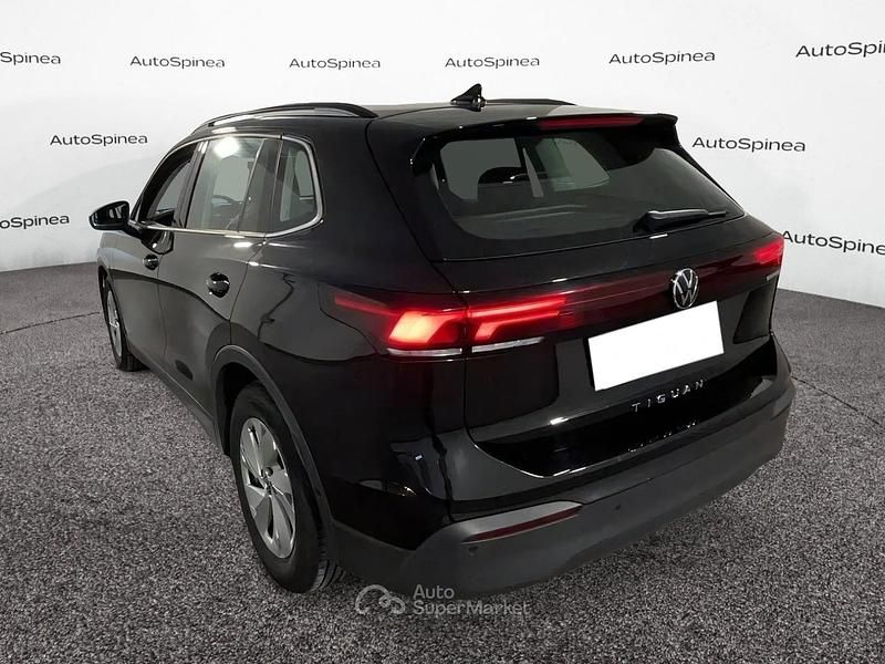 Usata VW Tiguan Life 150 CV (110 kW) 2025 Nero SUV