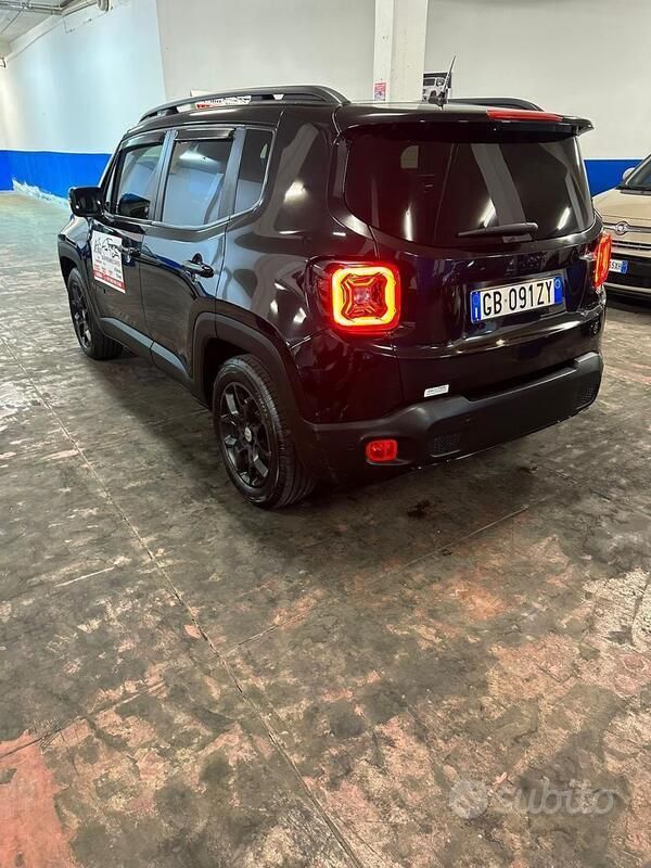 Usata Jeep Renegade Limited 120 CV (88 kW) 2017 Nero SUV