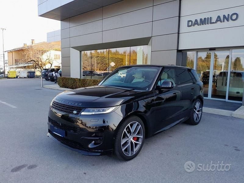 Usata Land Rover Range Rover 530 CV (389 kW) 2023 Nero SUV
