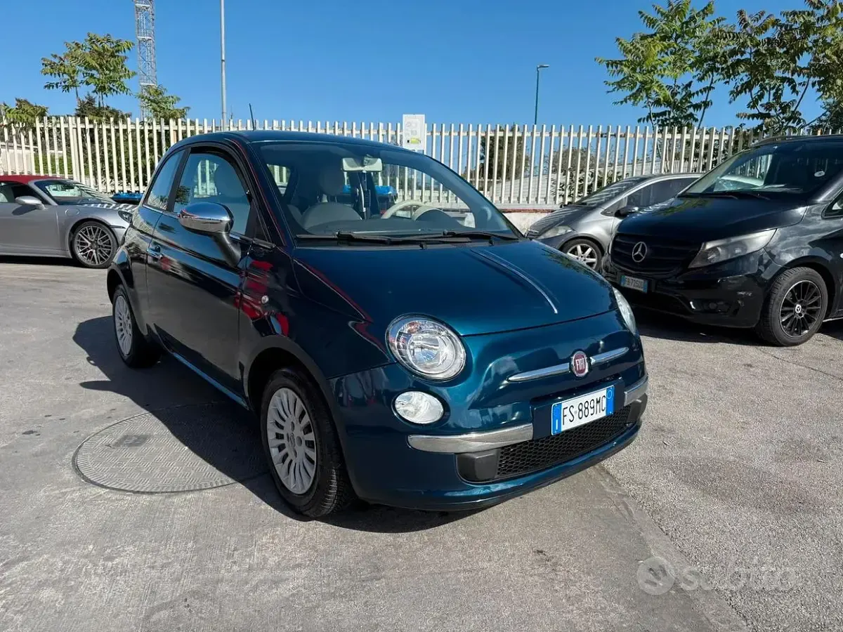 Usata Fiat 500 Lounge 69 CV (50 kW) 2012 Blu Berlina