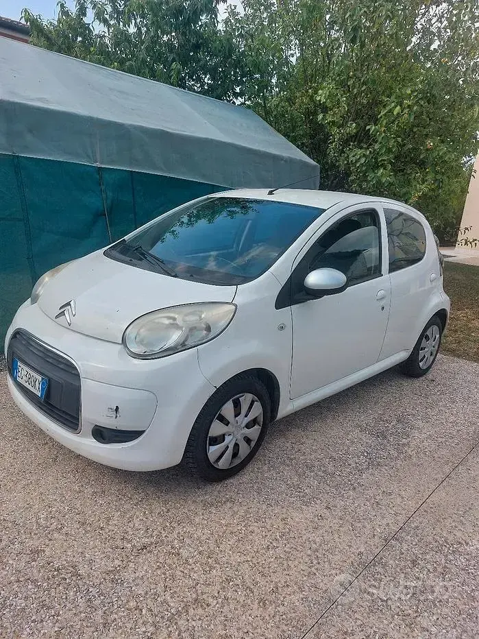 Usata Citroën C1 68 CV (50 kW) 2011 Bianco Utilitaria