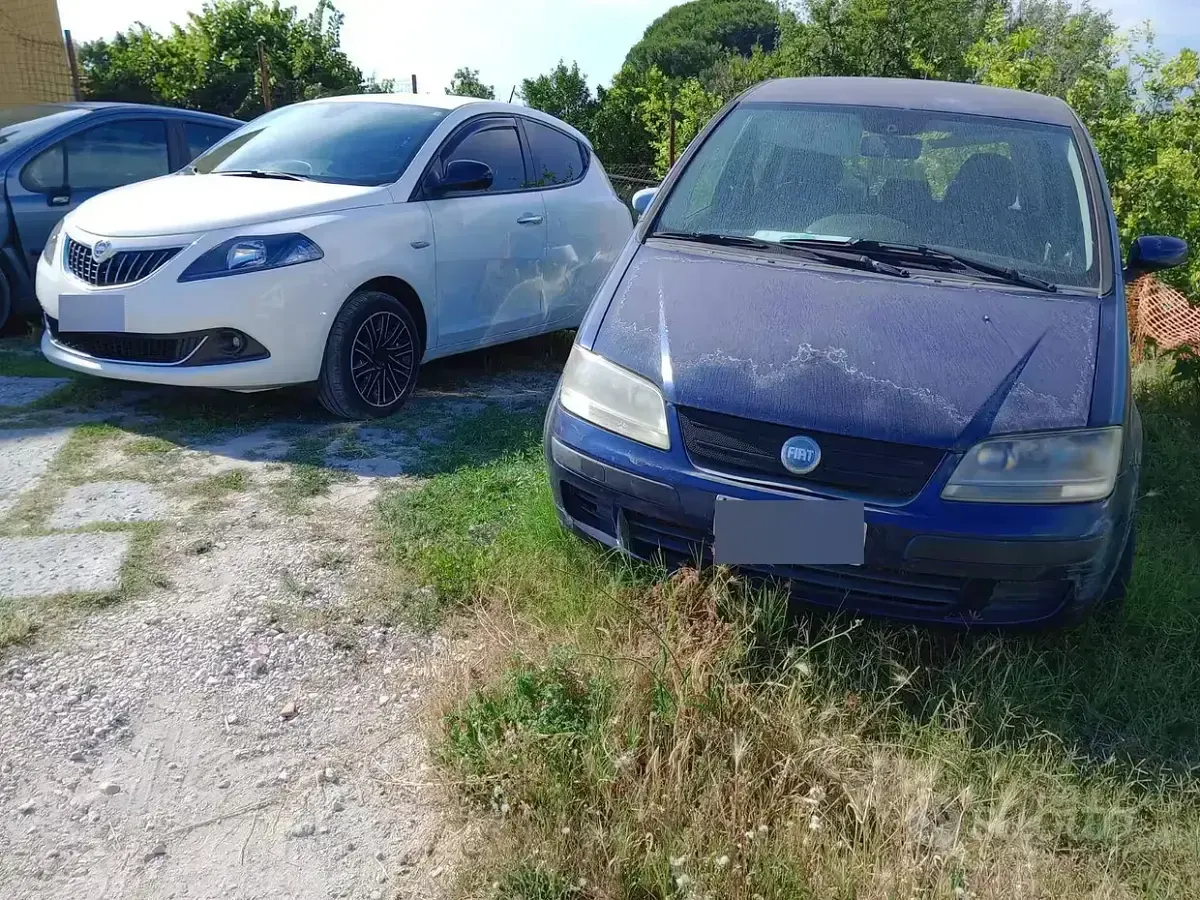 Usata Fiat Idea 69 CV (50 kW) 2006 Bluazzurro Monovolume