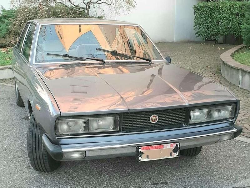 Usata Fiat 130 169 CV (124 kW) 1972 Grigio Coupé