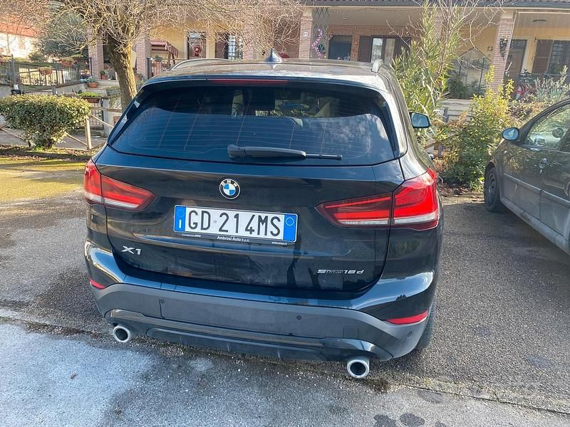 Usata BMW X1 150 CV (110 kW) 2021 Nero SUV