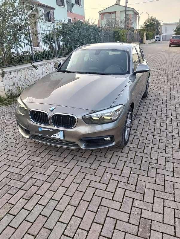 Usata BMW 118 Advantage 150 CV (110 kW) 2016 Bronzo Utilitaria