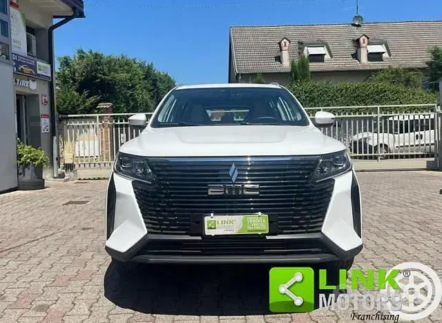 Usata EMC SETTE 174 CV (127 kW) 2025 Bianco SUV