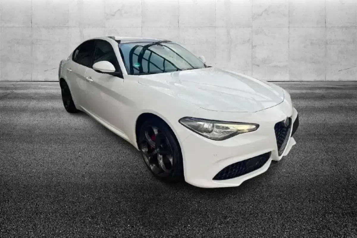 Usata Alfa Romeo Giulia Sprint 201 CV (147 kW) 2023 Bianco Berlina