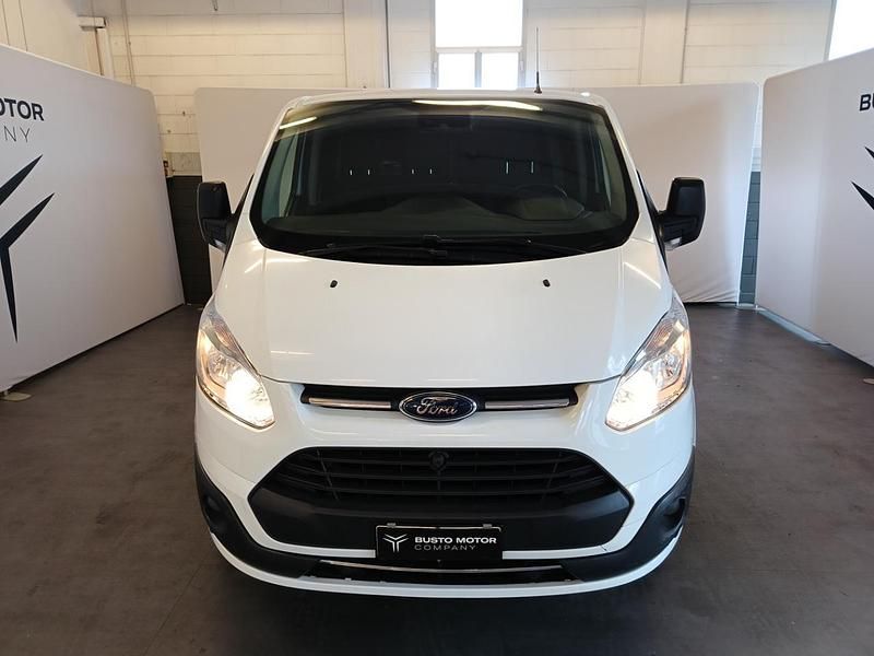 Usata Ford Transit Custom Titanium 131 CV (96 kW) 2018 Bianco / pastello Berlina
