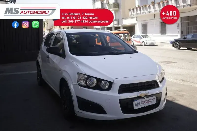 Usata Chevrolet Aveo LS 86 CV (63 kW) 2012 Bianco Utilitaria