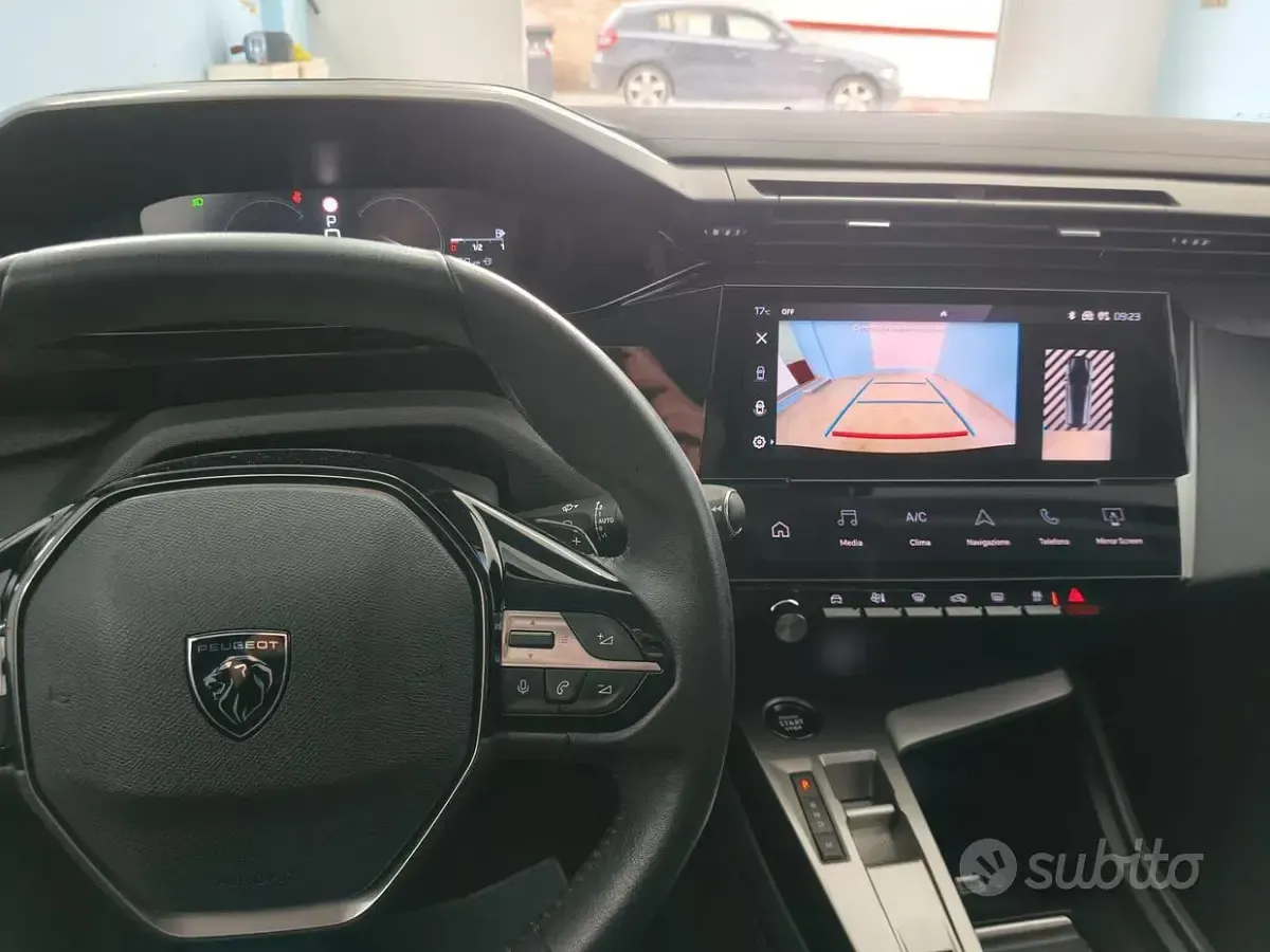 Usata Peugeot 308 Allure 131 CV (96 kW) 2023 Nero Station wagon