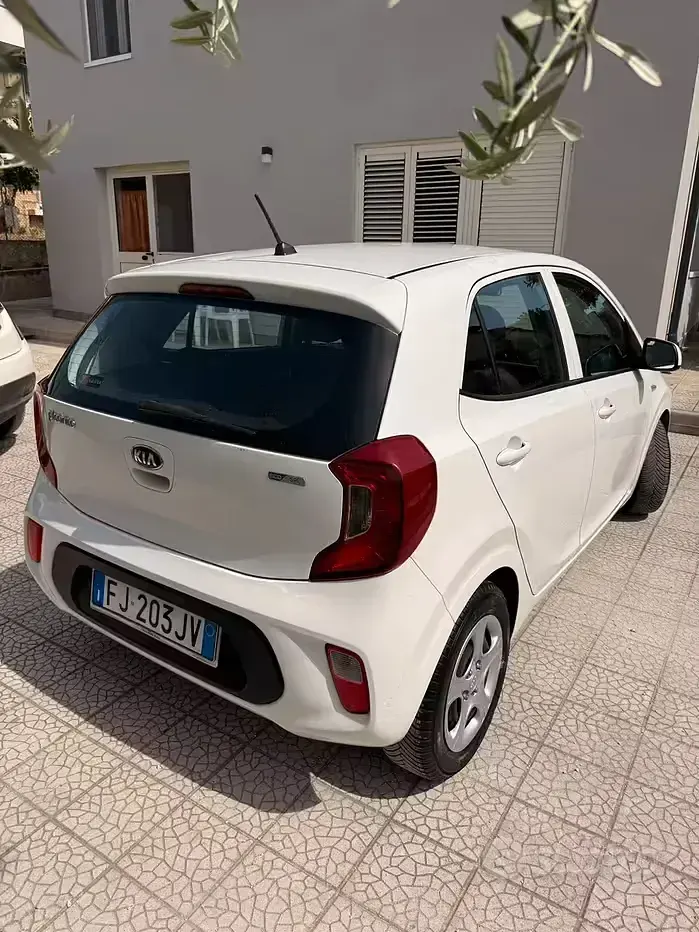 Usata Kia Picanto 67 CV (49 kW) 2017 Bianco Utilitaria