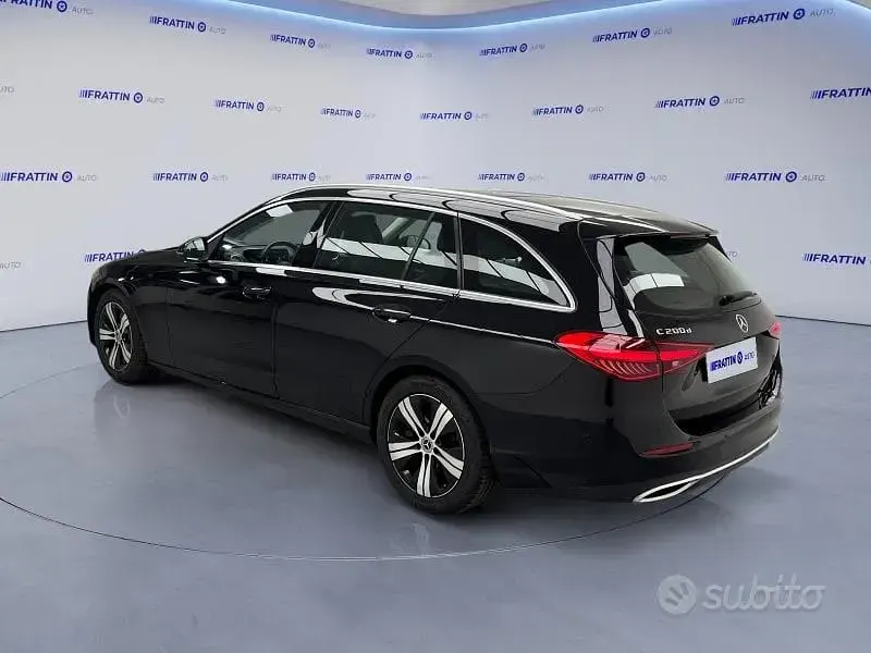Usata Mercedes C200 2022 Nero Station wagon