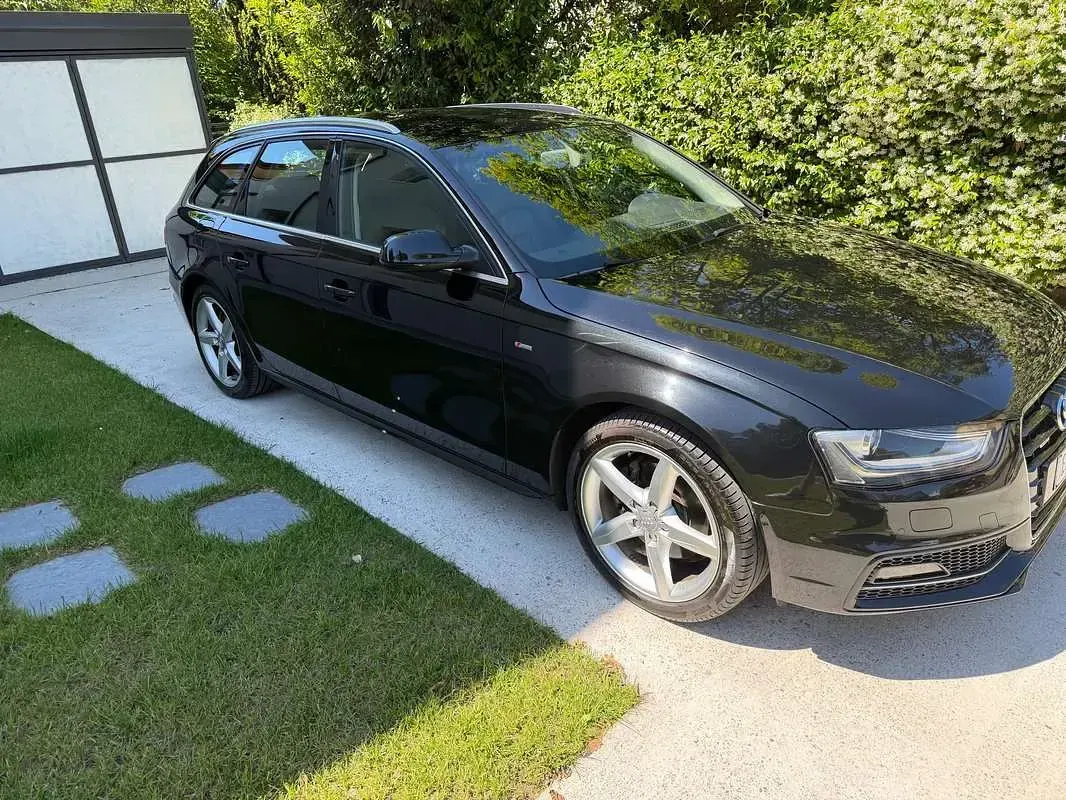 Usata Audi A4 Business Plus 190 CV (139 kW) 2015 Nero Station wagon