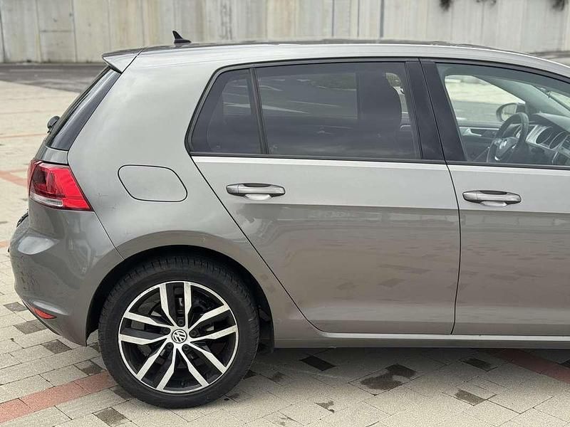 Usata VW Golf VII 110 CV (80 kW) 2016 Grigio Berlina