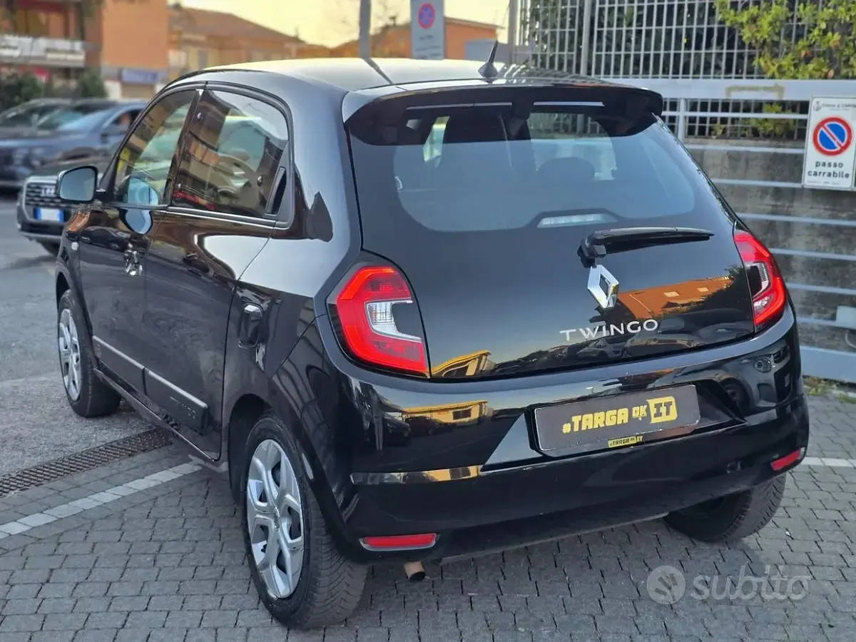 Gebraucht Renault Twingo SE 73 PS (53 kW) 2020 Schwarz Kleinwagen