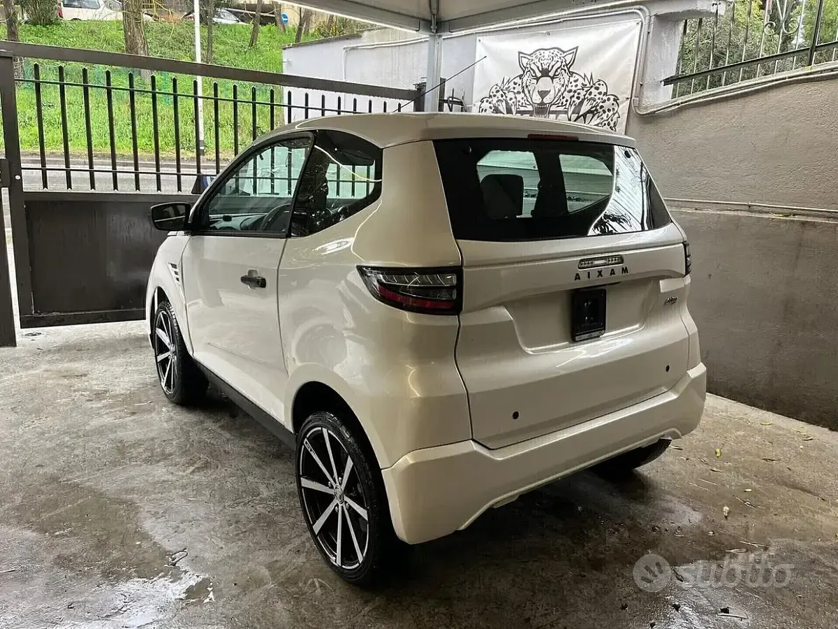 Usata Aixam City Pack 2024 Bianco Berlina