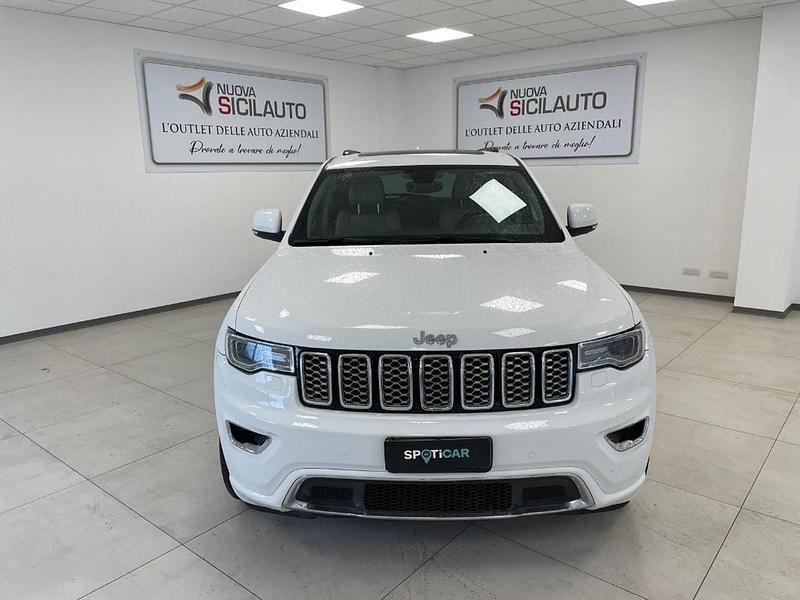 Bianco Usata 2017 Jeep Grand Cherokee Overland SUV | 28.500 € (Molto cara) - Immagine 1/4