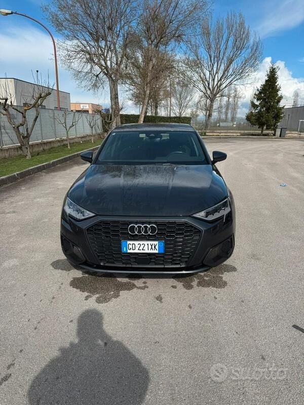Usata Audi A3 Sportback 150 CV (110 kW) 2021 Nero Utilitaria