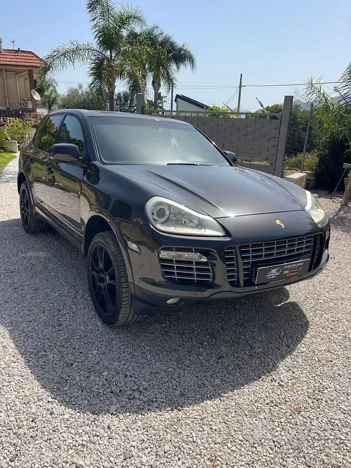 Usata Porsche Cayenne Turbo S 549 CV (403 kW) 2008 Grigio SUV