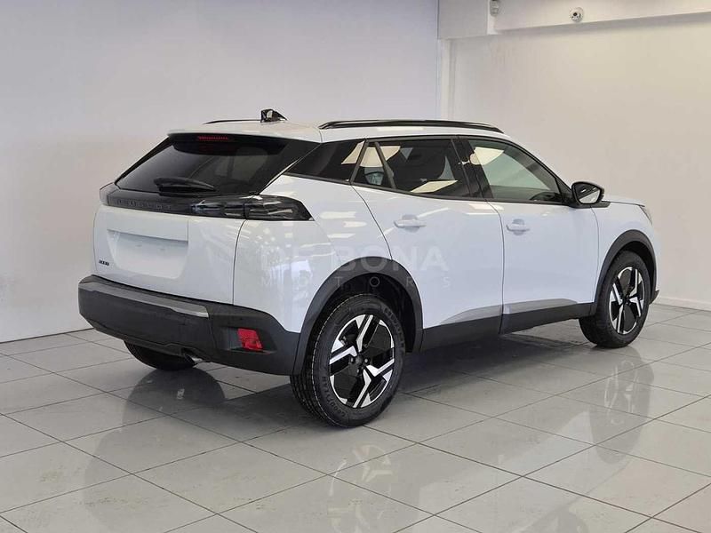 Usata Peugeot 2008 Allure 101 CV (74 kW) 2025 Bianco SUV