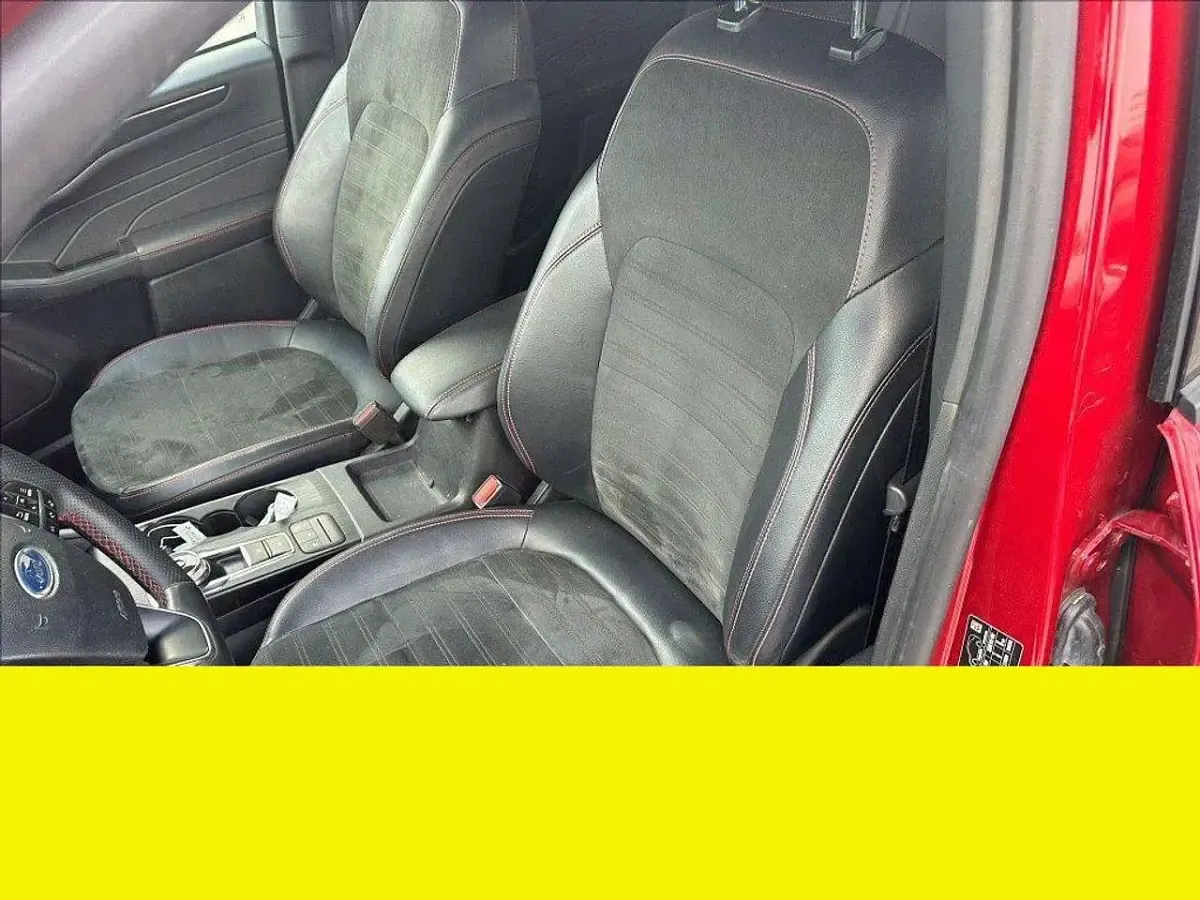 Usata Ford Kuga 224 CV (164 kW) 2023 Other SUV