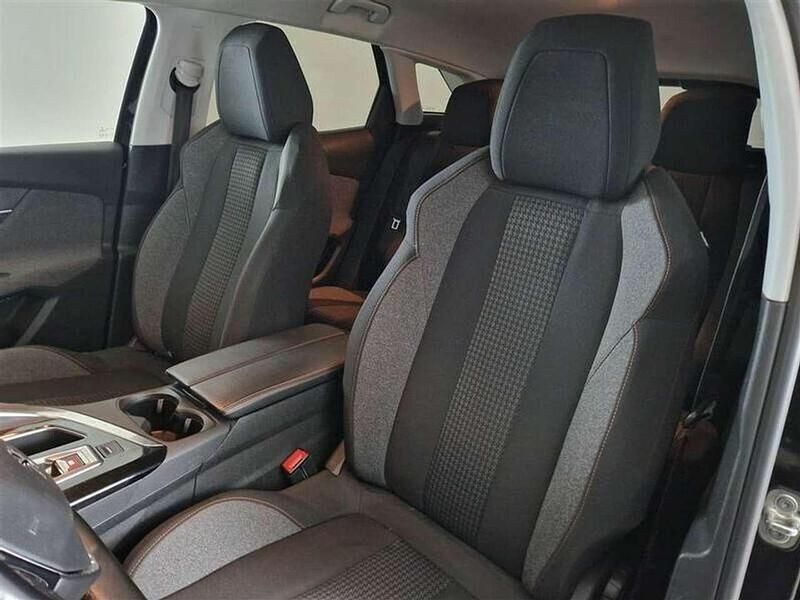 Usata Peugeot 3008 Business-Line 131 CV (96 kW) 2019 Nero SUV