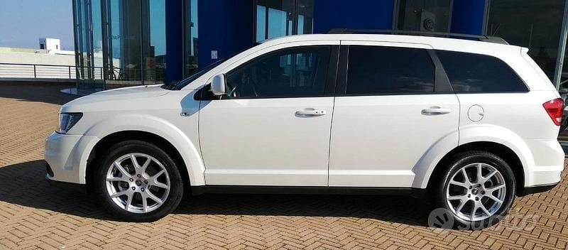 Usata Fiat Freemont 170 CV (125 kW) 2014 Bianco SUV