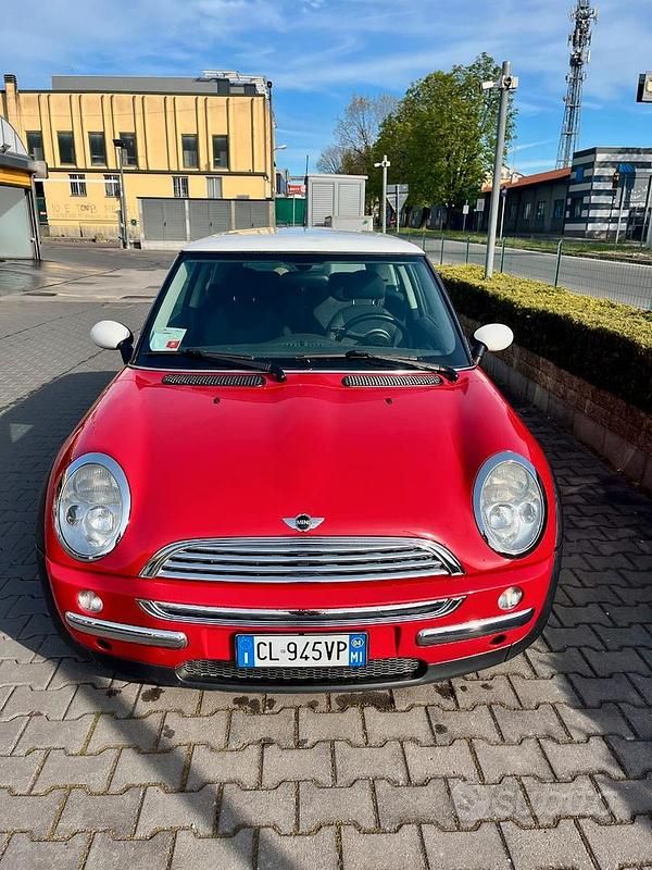 Usata Mini Cooper 2004 Rosso Utilitaria