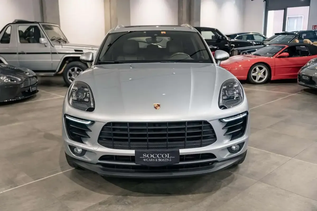 Usata Porsche Macan 250 CV (183 kW) 2017 Argento SUV