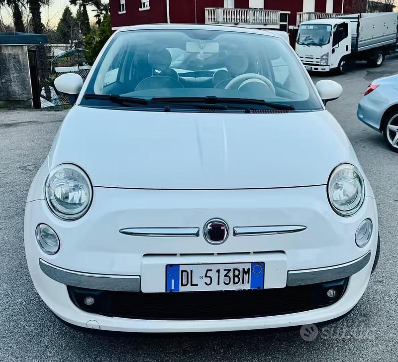 Usata Fiat 500 Lounge 69 CV (50 kW) 2008 Bianco Berlina