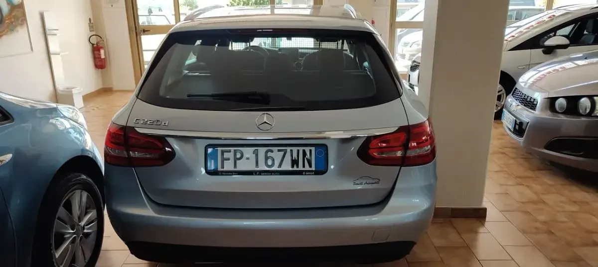 Usata Mercedes C220 170 CV (125 kW) 2018 Argento Station wagon