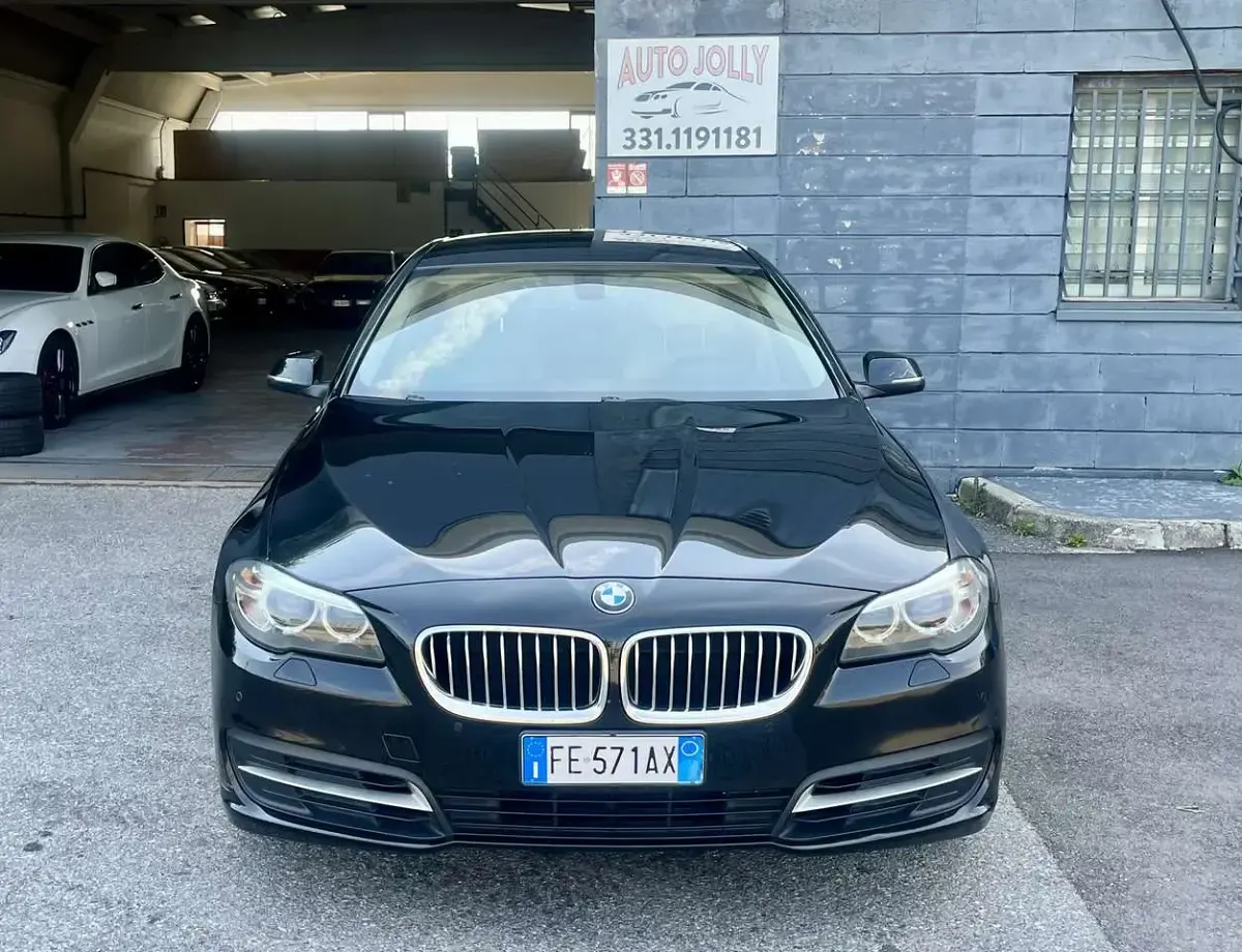 Usata BMW 520 190 CV (139 kW) 2016 Nero Berlina