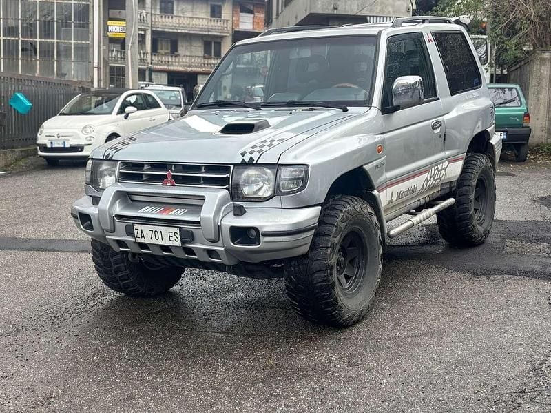 Grigio Usata 1999 Mitsubishi Pajero Top SUV | 9500 € (Buon prezzo) - Immagine 1/4