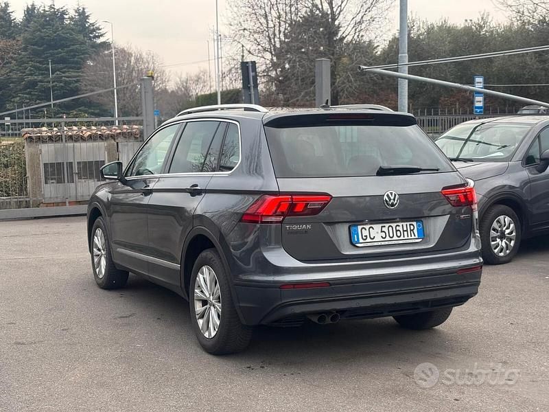 Usata VW Tiguan Business 150 CV (110 kW) 2020 Grigio SUV