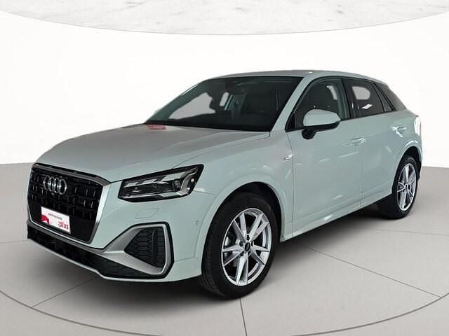 Usata Audi Q2 S-Line 150 CV (110 kW) 2025 Bianco ghiacciaio metallizzato SUV