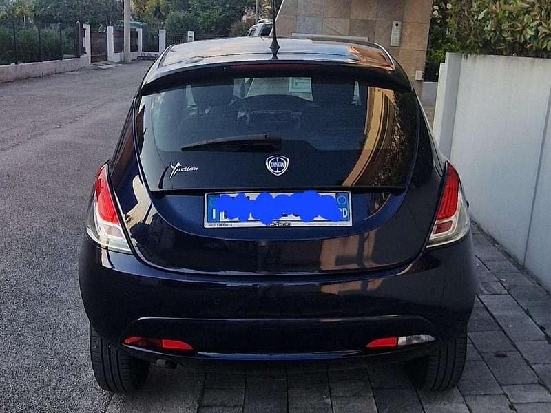 Usata Lancia Ypsilon Silver 80 CV (58 kW) 2018 Utilitaria