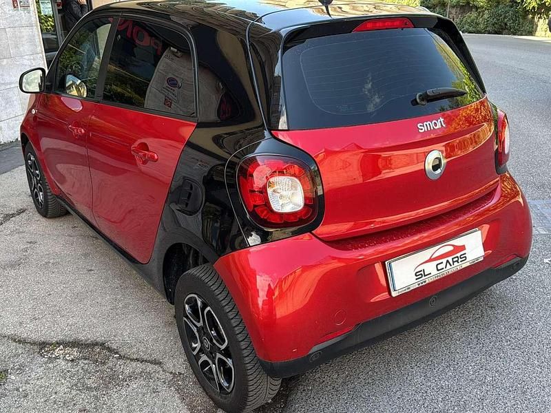 Usata Smart ForFour Prime 71 CV (52 kW) 2018 Rosso Utilitaria