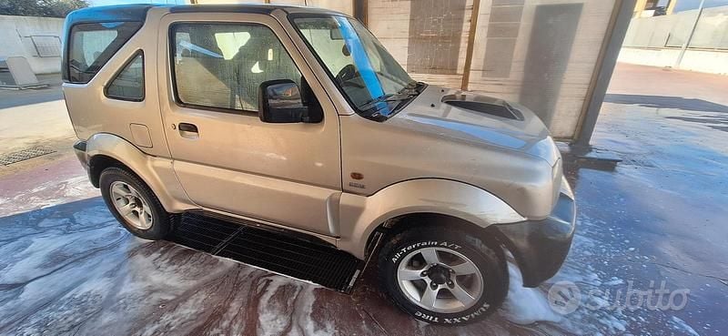 Usata Suzuki Jimny 2004 Grigio SUV