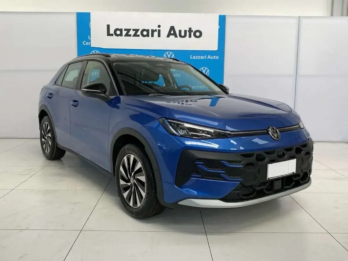 Nuova VW T-Roc Style 116 CV (85 kW) 2026 Blu/azzurro SUV